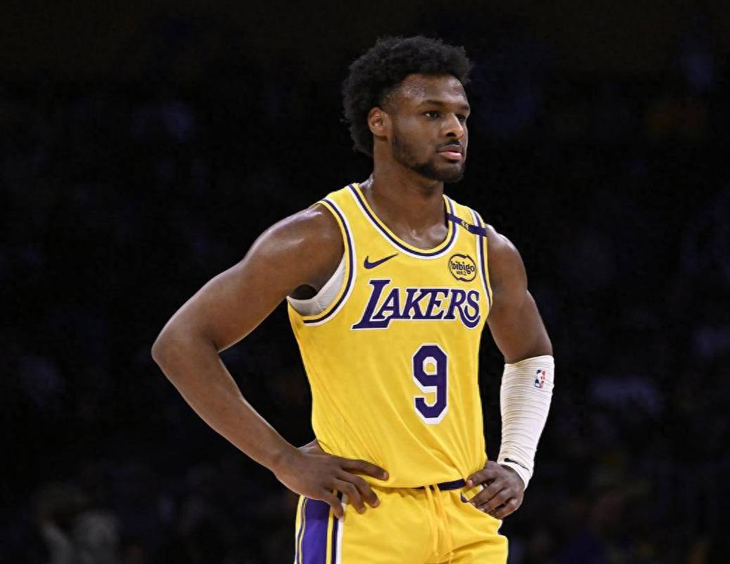 队记：湖人将布朗尼&克内克特&巴夫金下放至南湾湖人跟队训练