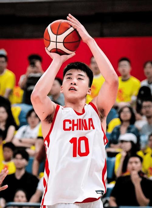 大三赛季全勤&场均8分3板经纪公司：王俊杰进入转学程序申请转校