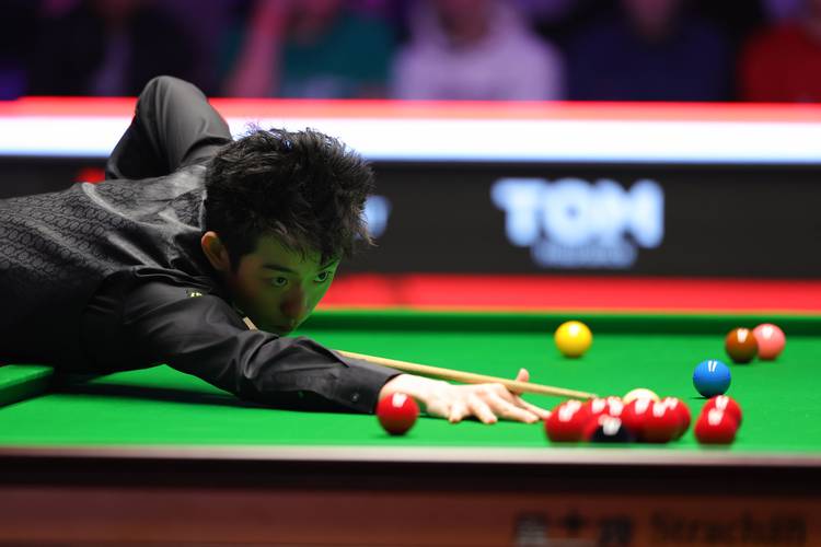 斯诺克巡回赛：吴宜泽一阶段62韦克林，二阶段明晨2点进行